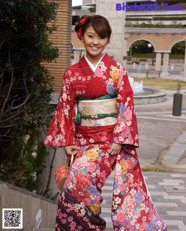 Akane Hiiragi - Well Filmvz Pics
